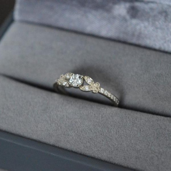 Sužadėtuvių žiedas su deimantais 0.282 ct