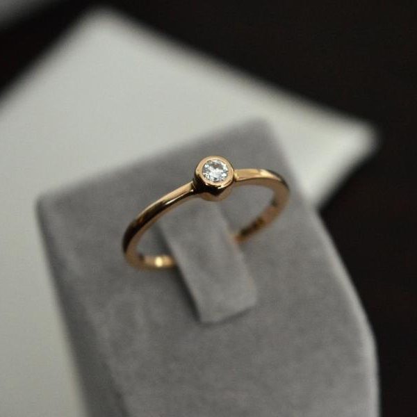 Sužadėtuvių žiedas su deimantu 0.1 ct