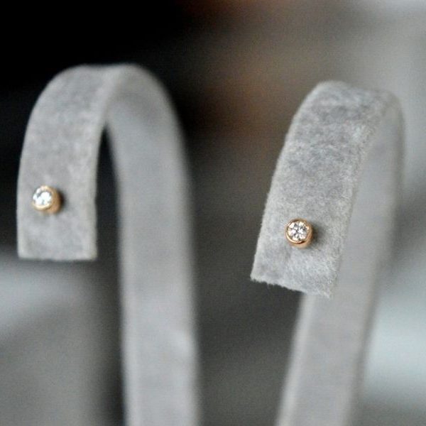 Auskarai su deimantais 0.06 ct.