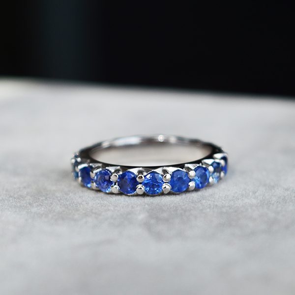 Auksinis žiedas su mėlynais safyrais 2.384 ct. - Image 4