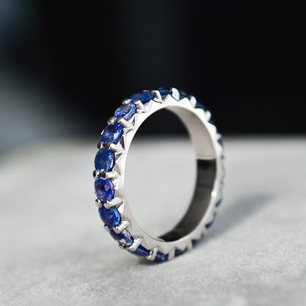 Auksinis žiedas su mėlynais safyrais 2.384 ct. - Image 3