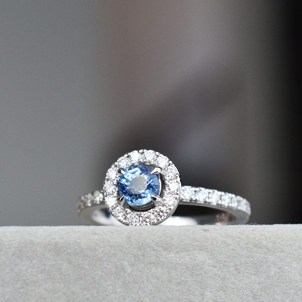 Žiedas su deimantais ir safyru - Image 3