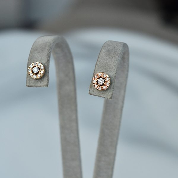 auskarai su deimantais