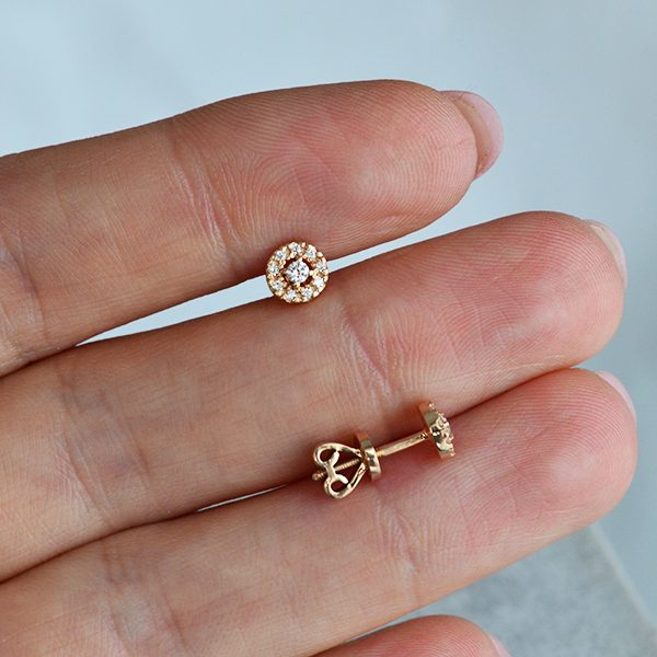 auskarai su deimantais