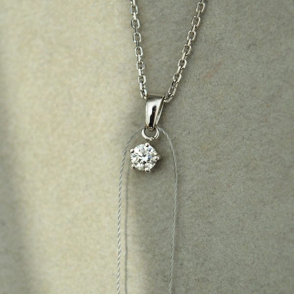 Auksinis pakabukas su deimantu 0.25 ct.