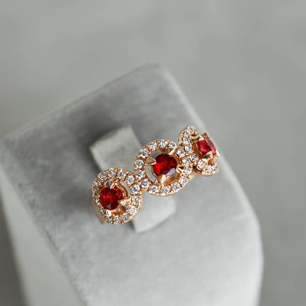 Auksinis žiedas su safyrais ir deimantais - Image 3