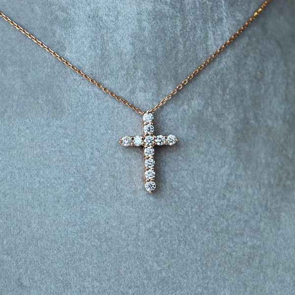 Briliantu kryzelis su grandinele