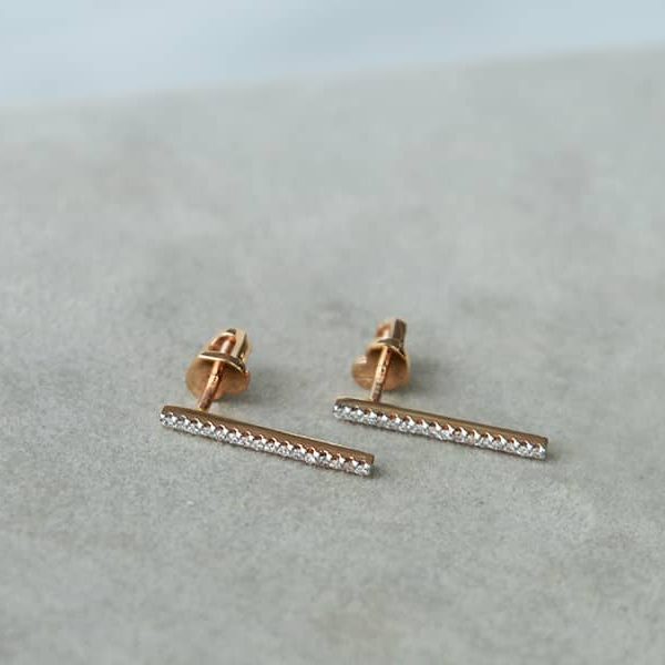 Auksiniai auskarai su briliantais