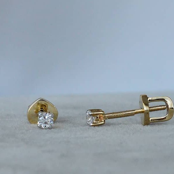 auskarai su deimantais