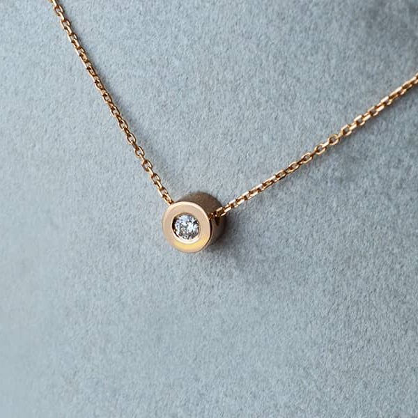 grandinele su deimantais