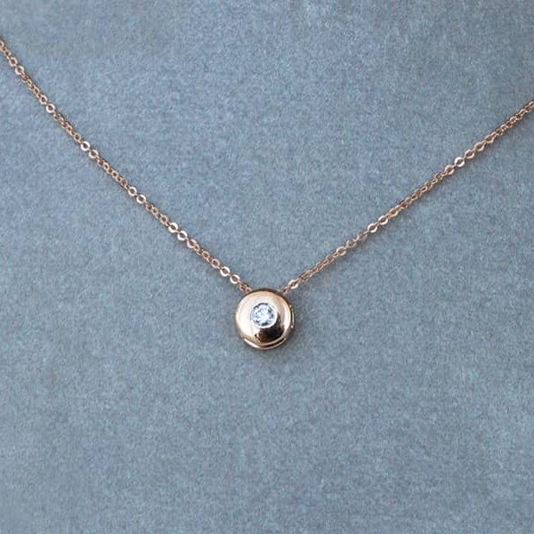 grandinele su deimantais