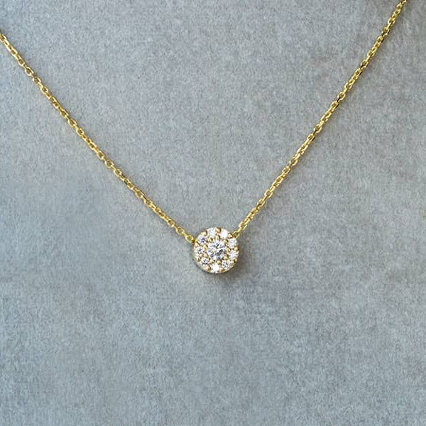 grandinele su deimantais