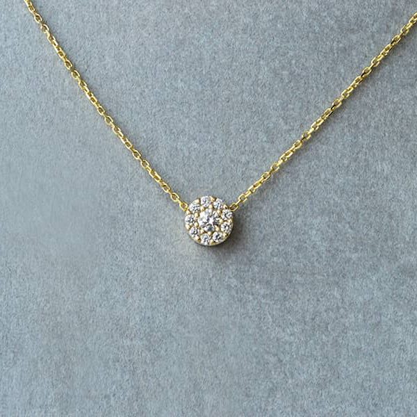 grandinele su deimantais