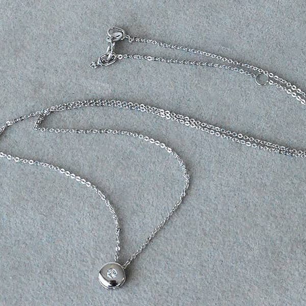 grandinele su deimantais