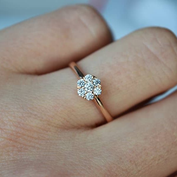 ziedas su deimantais