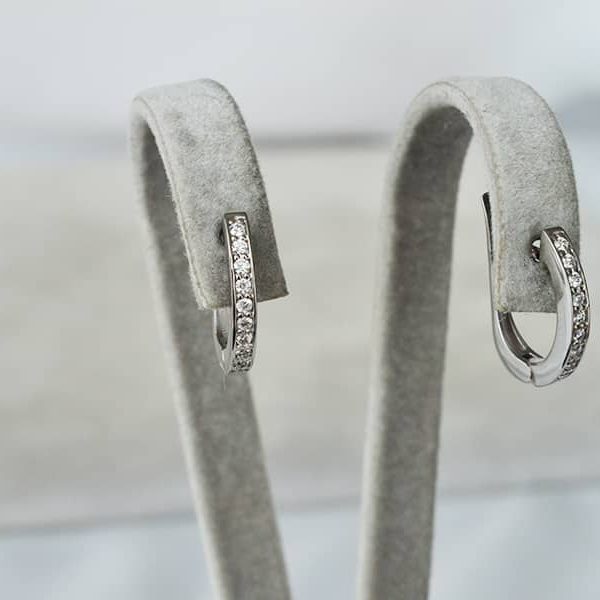 rinkutes su deimantais