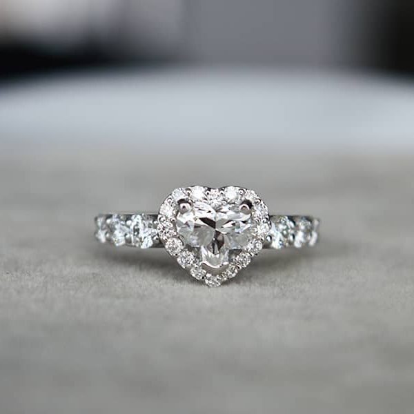 ziedas su heart deimantu