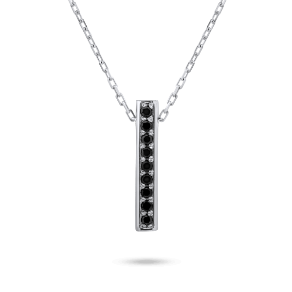 grandinele su juodais deimantais