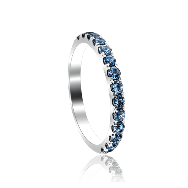 ziedas su melynais safyrais